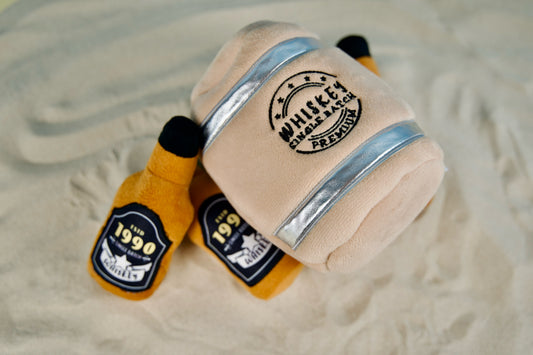 Perfect for pups who love to dig and explore. | Parfait pour les chiens qui aiment creuser et explorer.