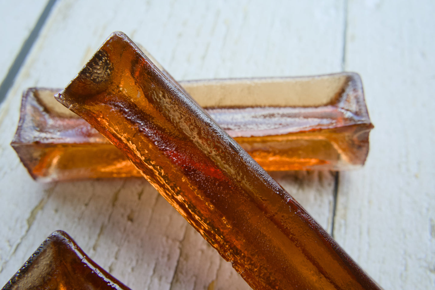 Natural bacon-flavored collagen chew for dog dental care.