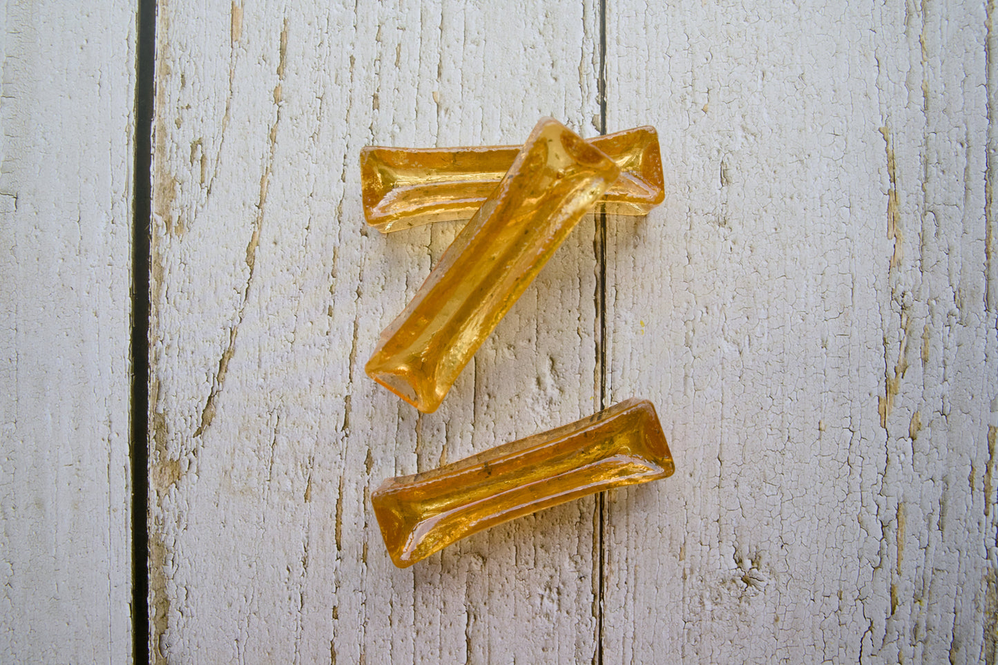 Three pork parsley collagen dental chew for dogs.