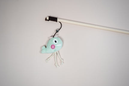 Agace-chat en forme de baleine.