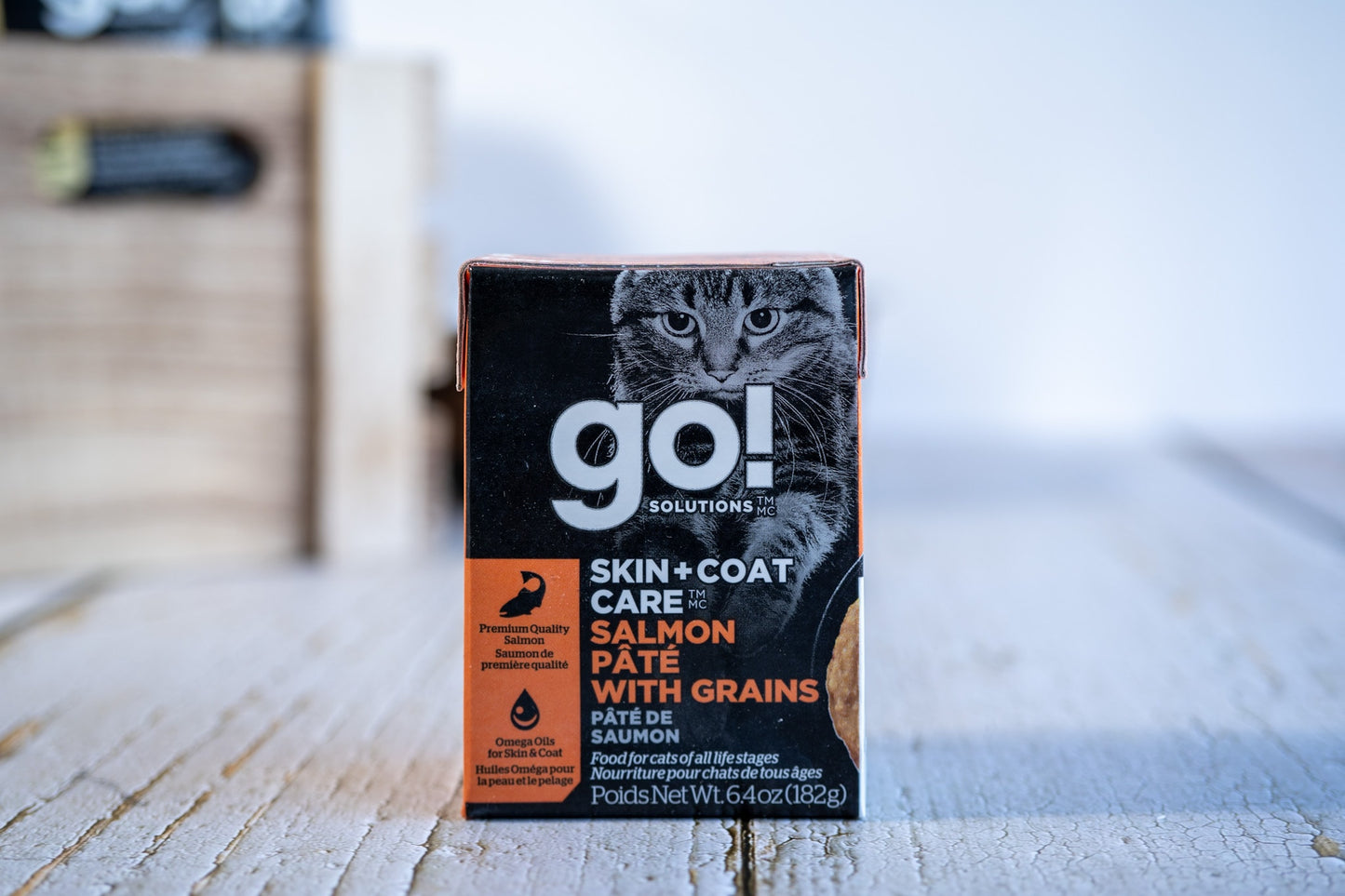 Salmon pâté for cats of all life stages from Go Solutions!