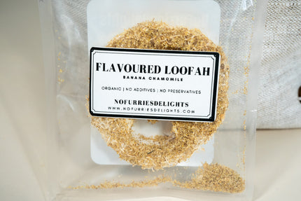 Luffa à la banane et camomille, jouet bio pour petits animaux et oiseaux.