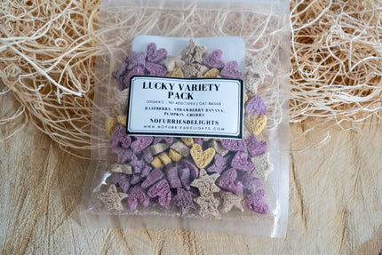 Lucky variety pack contains bites of different shapes and flavors: raspberries, strawberries, bananas, pumpkin and cherries for small pets and birds.