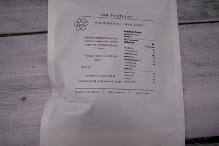 single ingredient dehydrated pork liver treats for dogs and cats rich in nutrients and protein