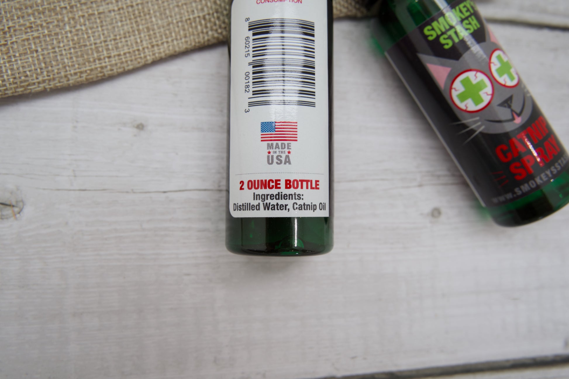 organic catnip spray for cats training and play on scratching post and toys