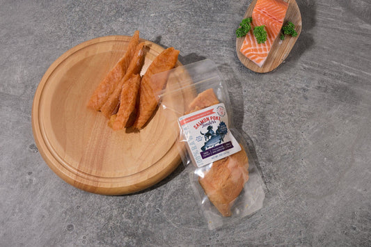 Pack of salmon tenders, treat for dogs and cats.|Sachet de filets de saumon, friandise pour chiens et chats.